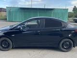 Hyundai Solaris 2015 года за 5 700 000 тг. в Павлодар – фото 2
