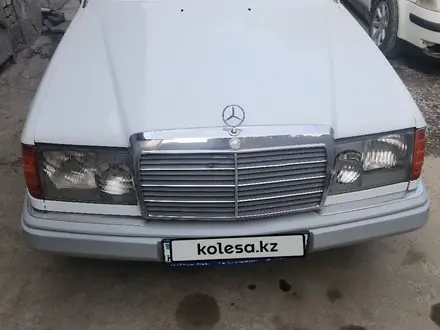 Mercedes-Benz E 230 1992 года за 1 100 000 тг. в Шымкент – фото 5