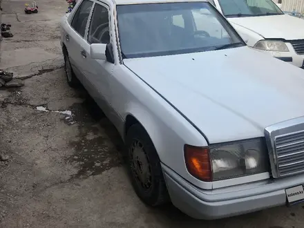 Mercedes-Benz E 230 1992 года за 1 100 000 тг. в Шымкент – фото 6
