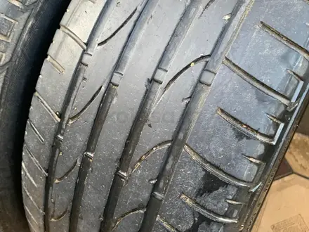 Шины летние 235х55х17 Bridgstone за штуку за 7 000 тг. в Шымкент