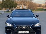 Lexus ES 350 2018 года за 24 200 000 тг. в Шымкент