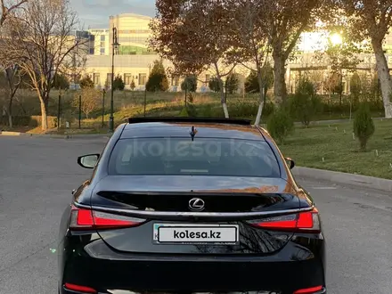 Lexus ES 350 2018 года за 24 000 000 тг. в Шымкент – фото 34