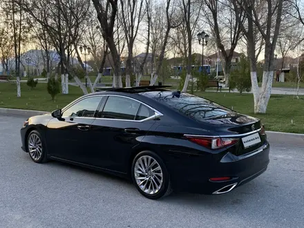 Lexus ES 350 2018 года за 24 000 000 тг. в Шымкент – фото 8