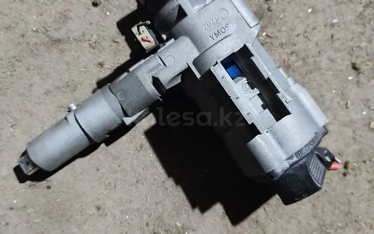 Замок зажигания Мерседес за 35 000 тг. в Семей