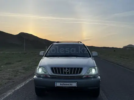 Lexus RX 300 2002 года за 5 200 000 тг. в Актау – фото 2