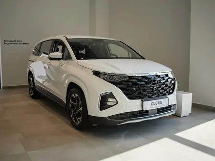 Hyundai Custin Travel 2026 года за 13 590 000 тг. в Павлодар