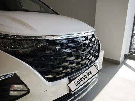 Hyundai Custin Travel 2026 года за 13 590 000 тг. в Павлодар – фото 2