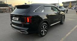 Kia Sorento 2022 годаfor17 500 000 тг. в Алматы – фото 2