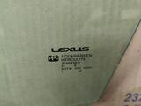 Стекло передней левой двери LEXUS RX 2003-2009 за 25 000 тг. в Алматы – фото 2
