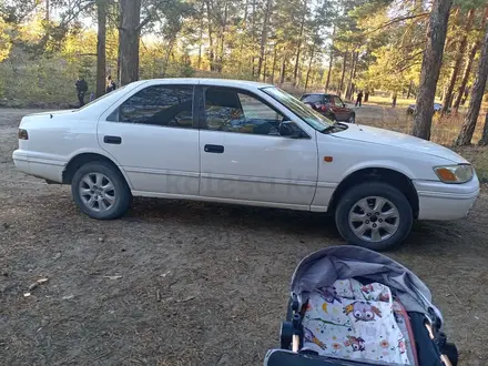 Toyota Camry 1998 года за 2 700 000 тг. в Семей – фото 4