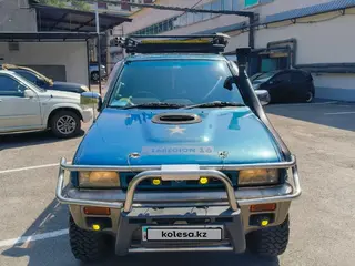 Nissan Mistral