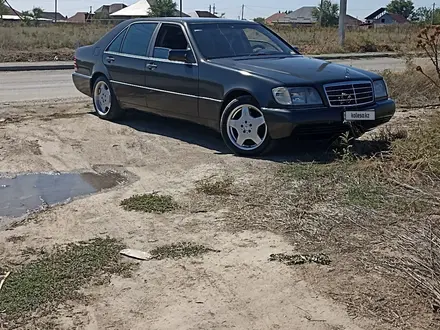 Mercedes-Benz S 300 1993 года за 2 200 000 тг. в Караганда