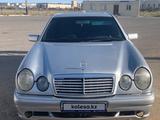 Mercedes-Benz E 320 1997 годаүшін2 500 000 тг. в Актау