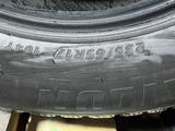 Шины диски за 210 000 тг. в Доссор