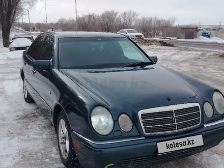Mercedes-Benz E 240 1998 года за 2 500 000 тг. в Караганда – фото 11