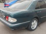 Mercedes-Benz E 240 1998 года за 2 500 000 тг. в Караганда