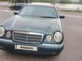 Mercedes-Benz E 240 1998 года за 2 500 000 тг. в Караганда – фото 9