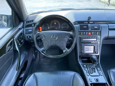 Mercedes-Benz E 320 2001 года за 5 000 000 тг. в Алматы – фото 2