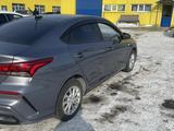 Hyundai Accent 2019 года за 7 600 000 тг. в Усть-Каменогорск – фото 2