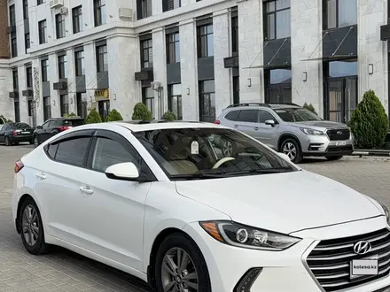 Hyundai Elantra 2017 года за 4 500 000 тг. в Актау – фото 3