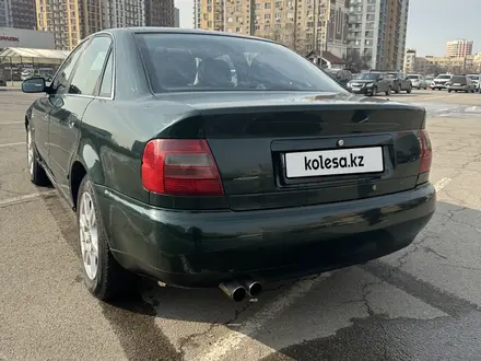 Audi A4 1997 года за 1 750 000 тг. в Алматы – фото 4