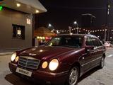 Mercedes-Benz E 230 1996 года за 1 800 000 тг. в Алматы