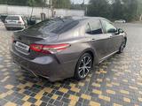 Toyota Camry 2020 года за 13 300 000 тг. в Тараз – фото 5