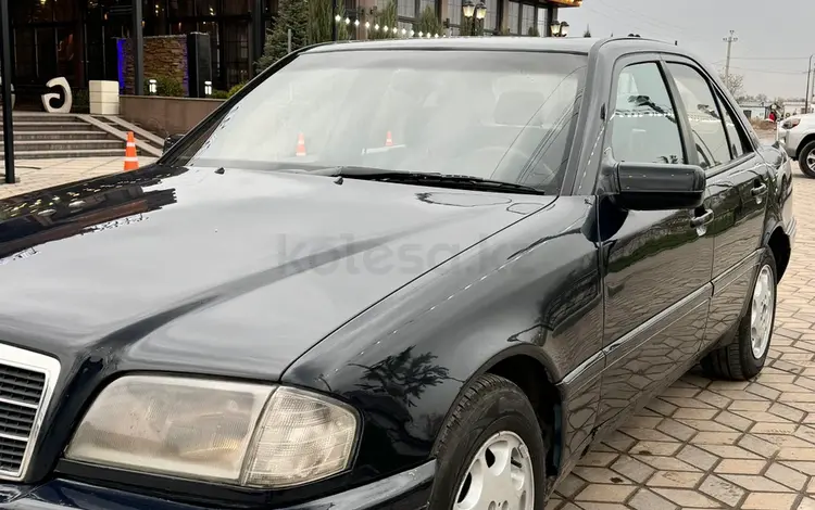 Mercedes-Benz C 200 1995 года за 2 550 000 тг. в Алматы