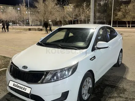 Kia Rio 2013 года за 3 500 000 тг. в Атырау – фото 2