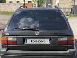 Volkswagen Passat 1992 годаүшін1 200 000 тг. в Караганда – фото 4