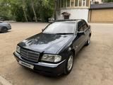 Mercedes-Benz C 240 1998 годаfor2 900 000 тг. в Караганда – фото 2