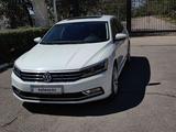 Volkswagen Passat 2018 года за 6 990 000 тг. в Актау – фото 3