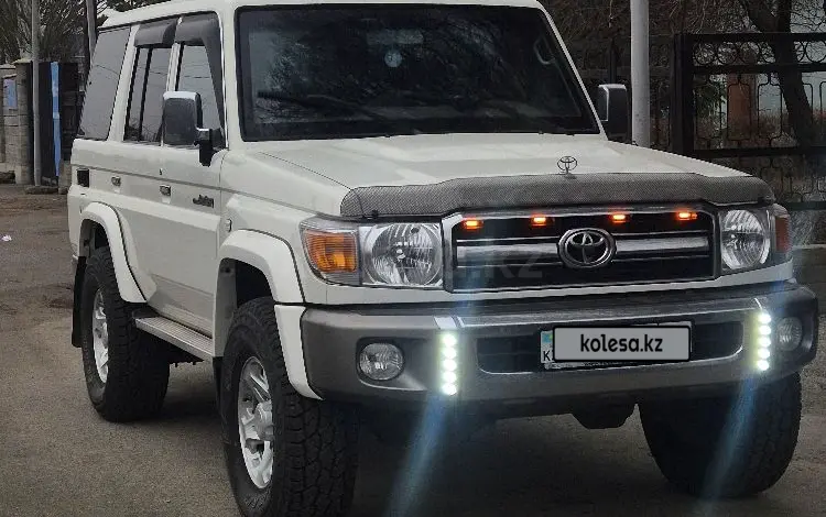 Toyota Land Cruiser 2019 года за 30 000 000 тг. в Алматы