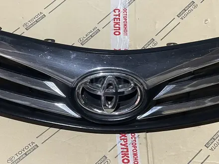 Решетка радиатора на Toyota Corolla за 7 007 тг. в Шымкент