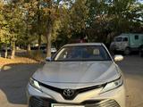 Toyota Camry 2019 года за 12 450 000 тг. в Алматы