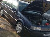 Volkswagen Passat 1993 года за 1 600 000 тг. в Шымкент