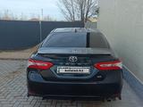 Toyota Camry 2021 годаүшін14 300 000 тг. в Уральск – фото 3