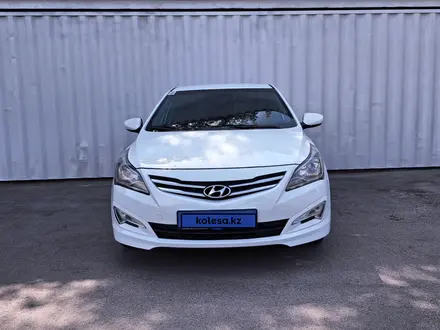 Hyundai Accent 2015 года за 6 105 000 тг. в Алматы – фото 2