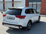 Mitsubishi Outlander 2021 годаүшін11 000 000 тг. в Актау – фото 4