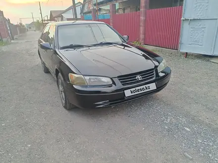 Toyota Camry 1998 года за 3 000 000 тг. в Жаркент – фото 12