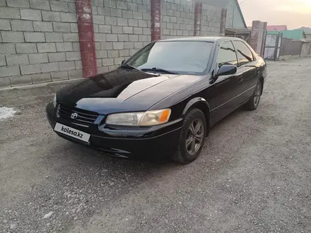 Toyota Camry 1998 года за 3 000 000 тг. в Жаркент – фото 15