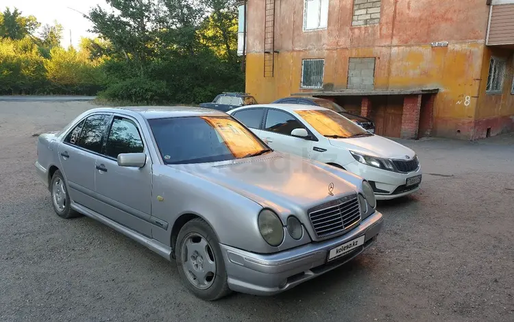 Mercedes-Benz E 230 1996 года за 2 450 000 тг. в Семей