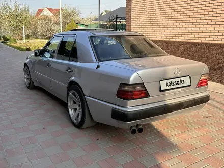Mercedes-Benz E 300 1991 года за 4 500 000 тг. в Алматы – фото 5