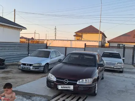 Opel Omega 1996 года за 1 200 000 тг. в Атырау – фото 4