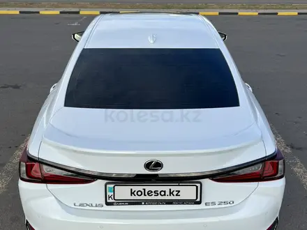 Lexus ES 250 2020 годаүшін27 000 000 тг. в Астана – фото 6