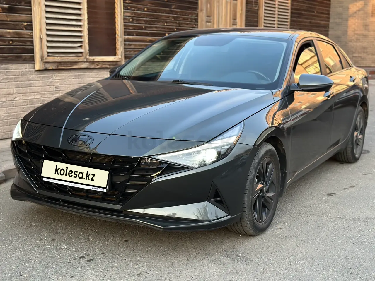 Hyundai Elantra, 2022