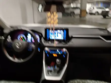 Toyota RAV4 2021 года за 13 500 000 тг. в Астана – фото 11