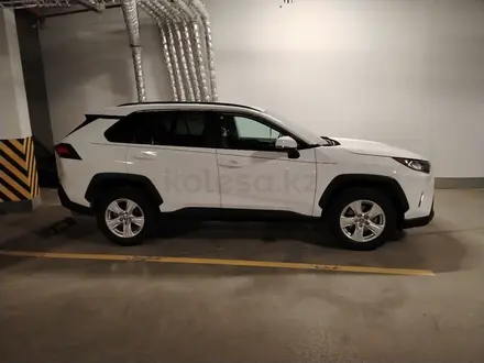 Toyota RAV4 2021 года за 13 500 000 тг. в Астана – фото 26