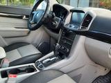 Chevrolet Captiva 2014 года за 9 800 000 тг. в Усть-Каменогорск – фото 5