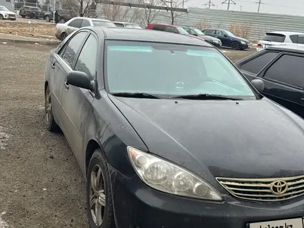 Toyota Camry 2002 года за 3 500 000 тг. в Атырау – фото 4